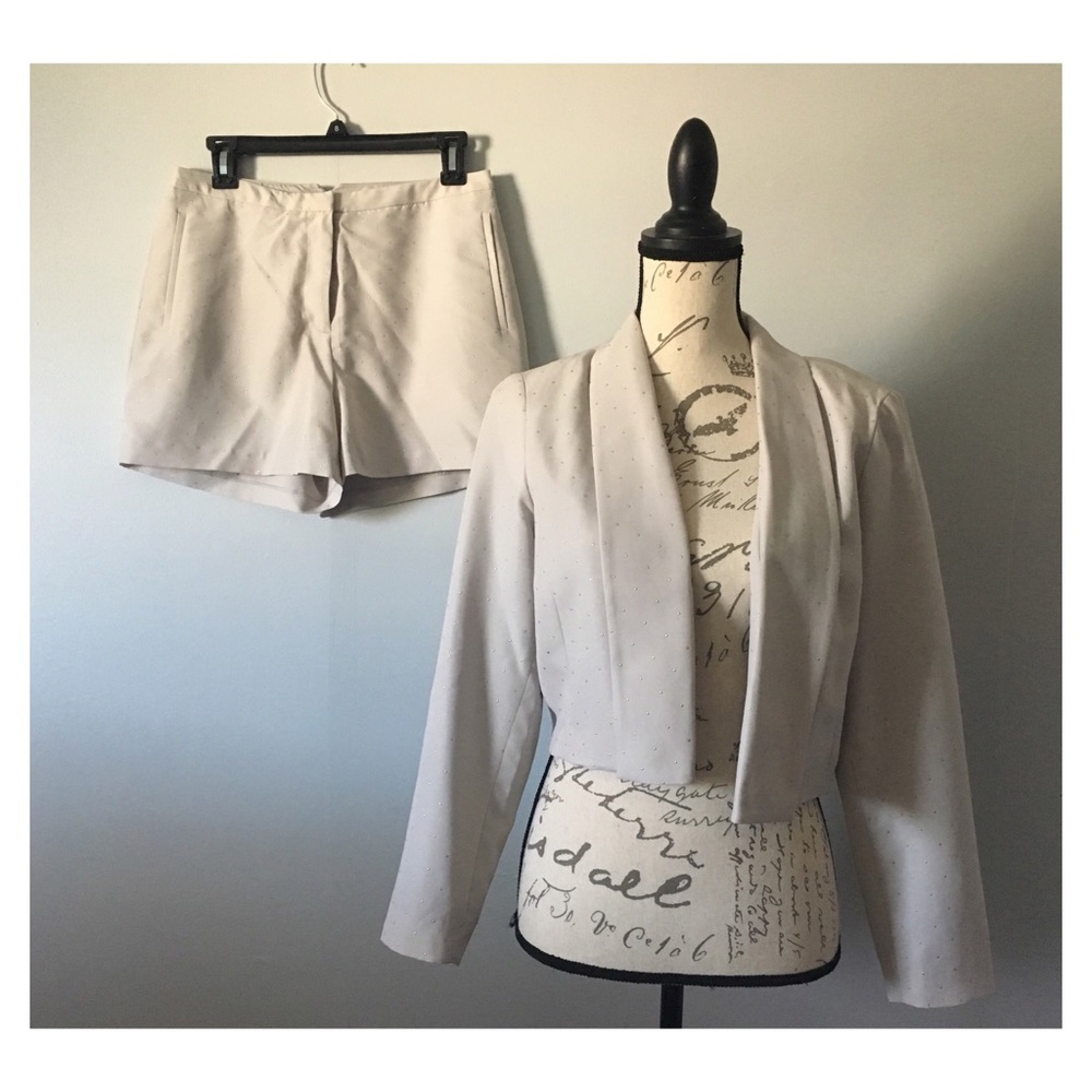 COPY - 🆕Lauren Conrad • embellished cropped blazer/short
